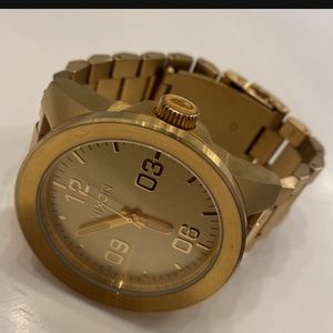 Nixon Watch